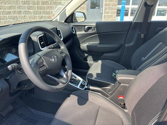 New 2026 Lunar White w/Black Roof Hyundai SEL image 48