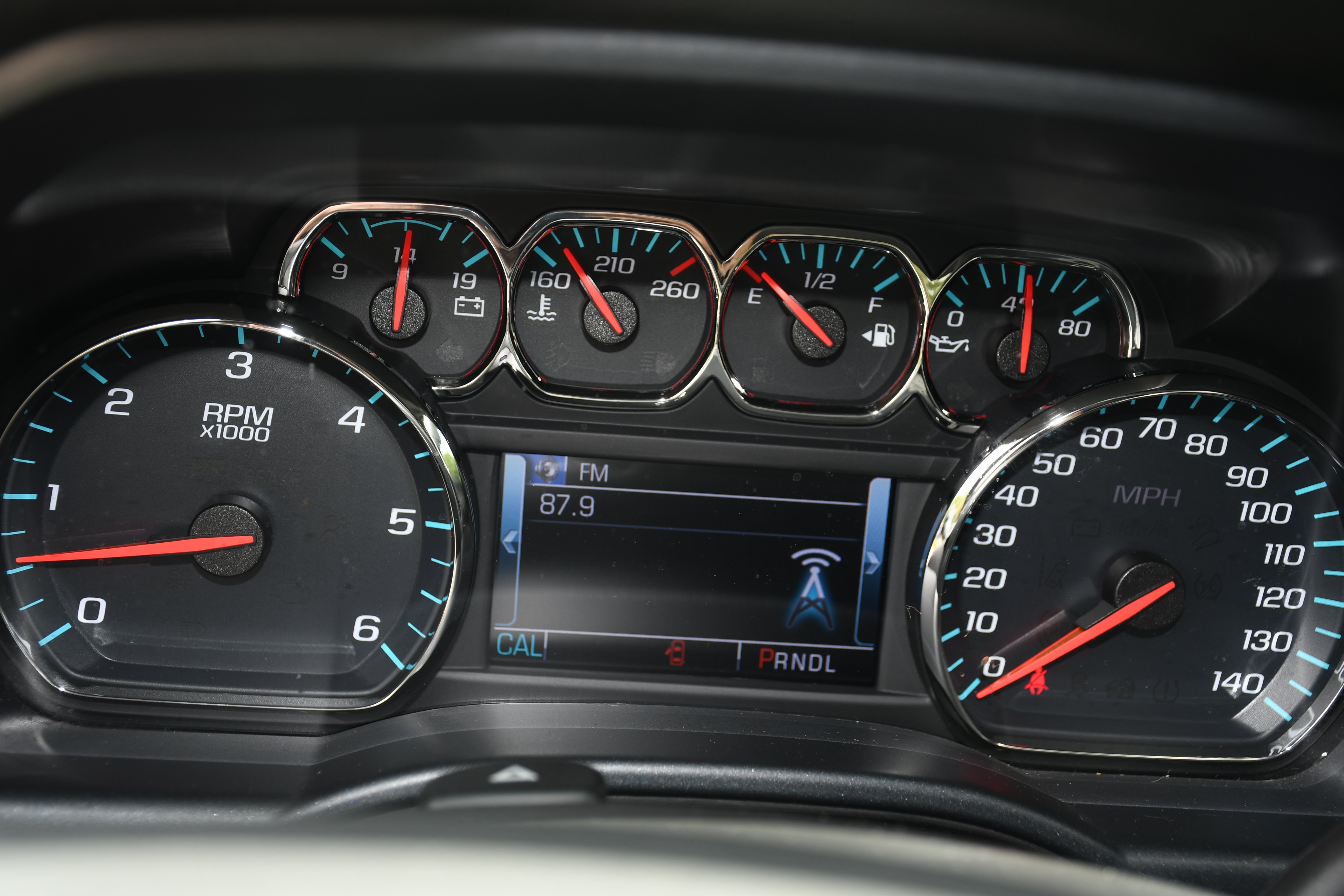 Used 2017 Silver GMC SLT image 14
