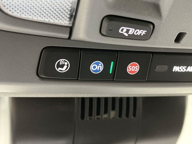 Used 2026 Onyx Black GMC Elevation image 27