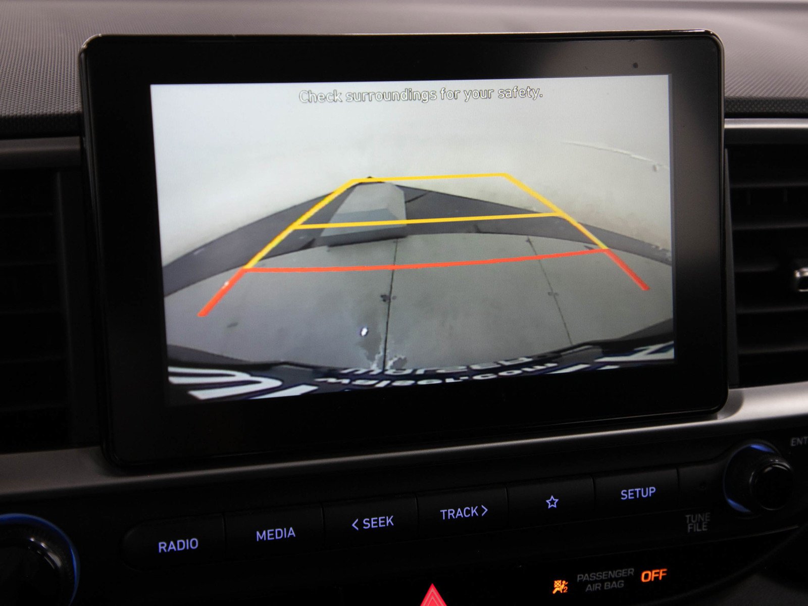 Used 2021 White Hyundai SE IVT image 27