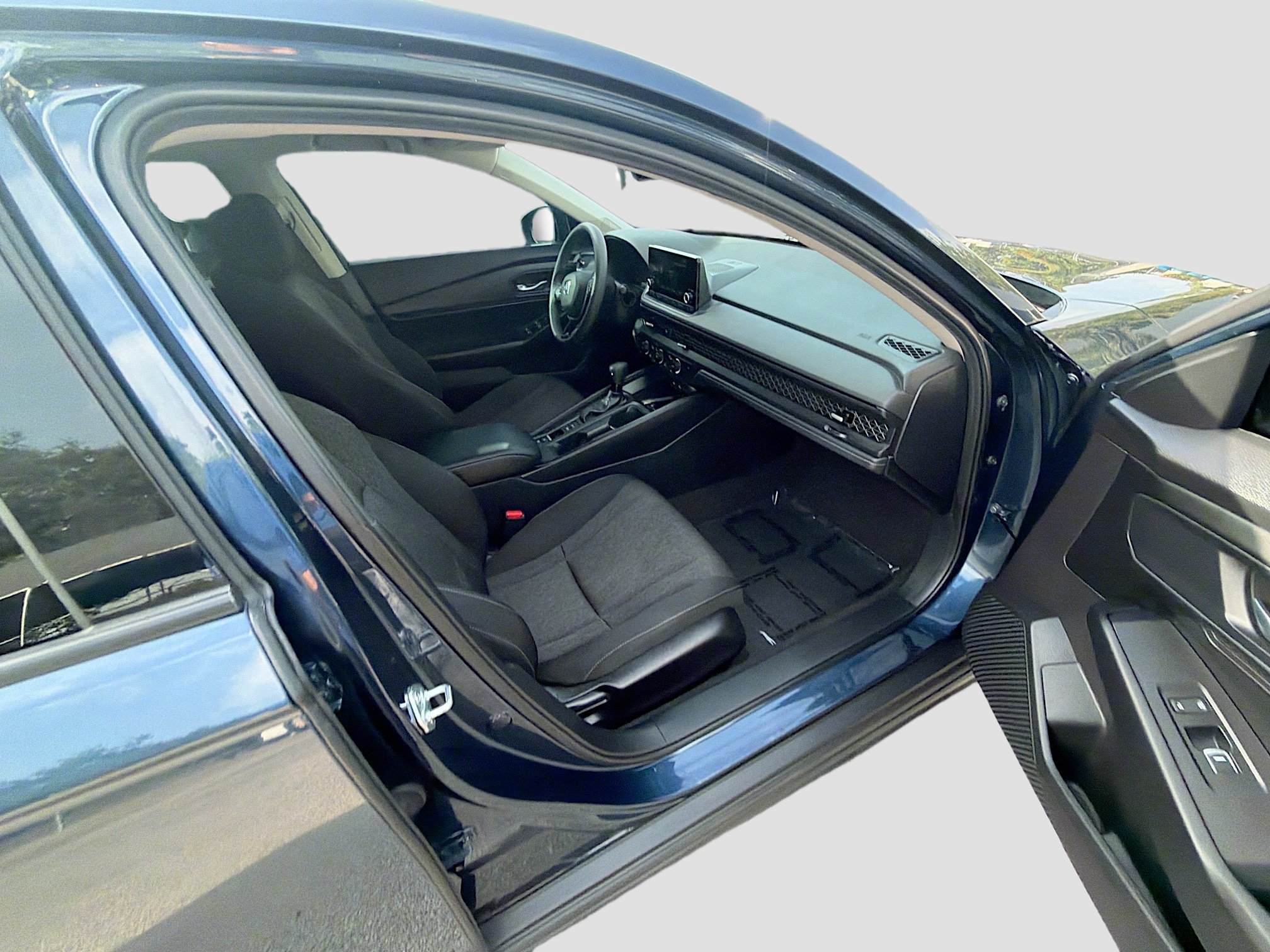 Used 2024 Canyon River Blue Metallic Honda EX image 28