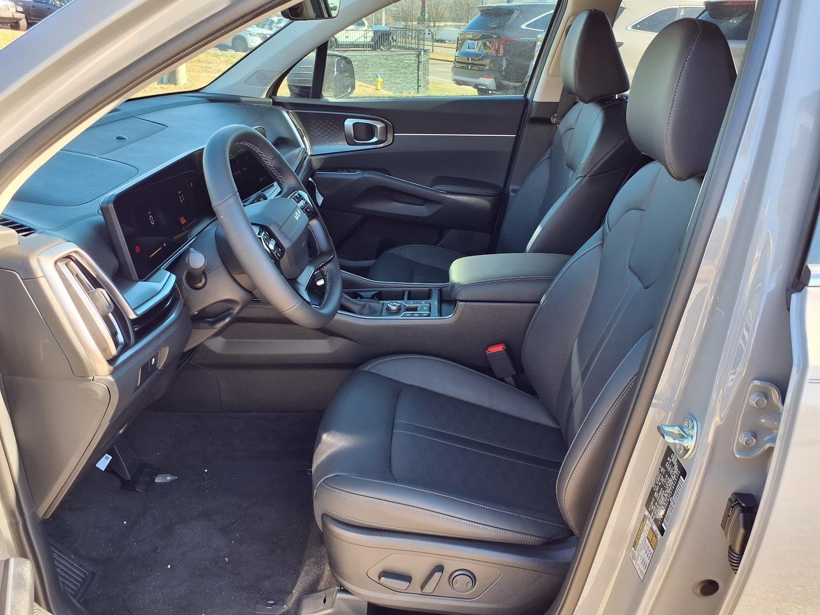 New 2026 Wolf Gray Kia S image 5