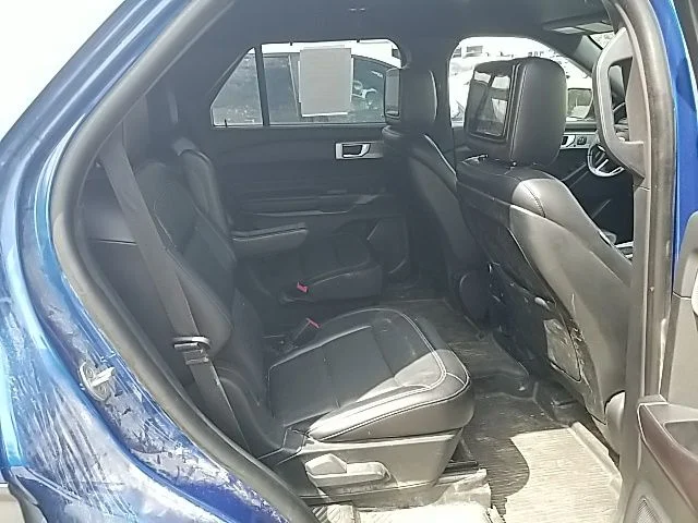 Used 2020 Blue Ford Limited image 31