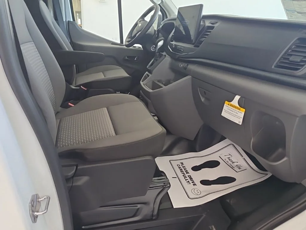 New 2026 Oxford White Ford Cargo Van image 23