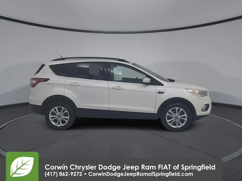 Used 2017 White Ford SE image 17