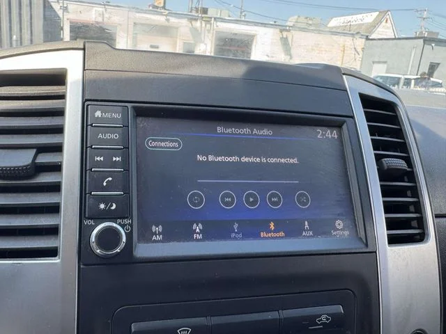 Used 2019 Silver Nissan SV image 29