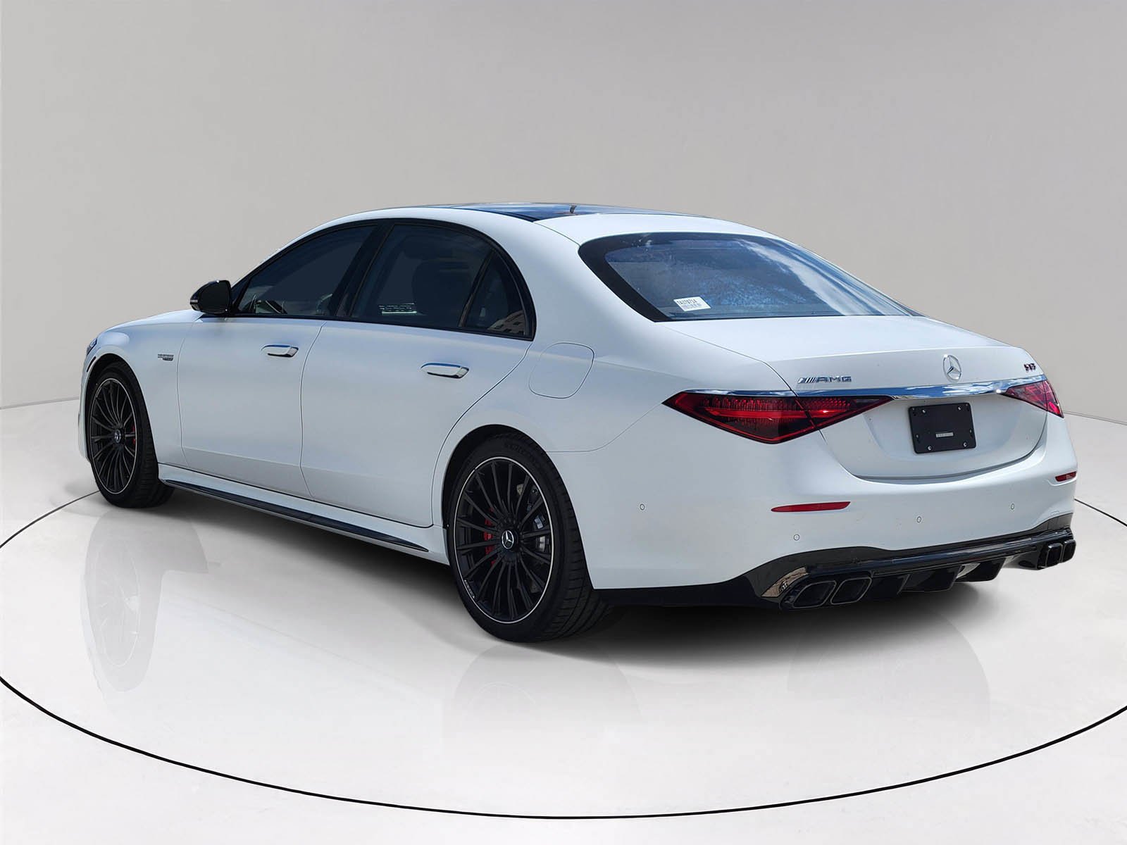 New 2026 MANUFAKTUR Moonlight White Magno Mercedes-Benz AMG® S 63 E 4MATIC® Sedan image 34