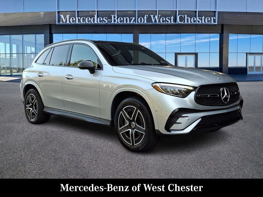 2026 Mercedes-Benz GLC 300 AWD 4MATIC® photo 1