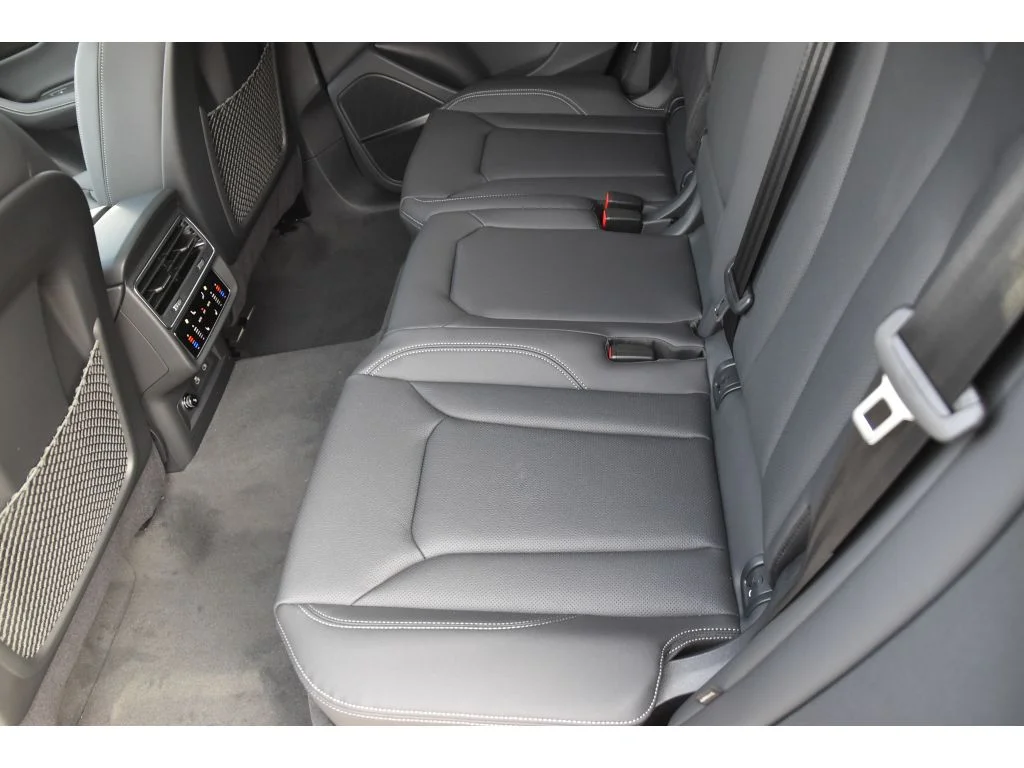 New 2026 Glacier White Metallic Audi Premium Plus image 13