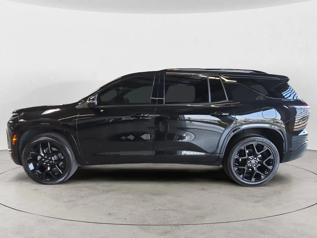 Used 2025 Mosaic Black Metallic Chevrolet RS image 8