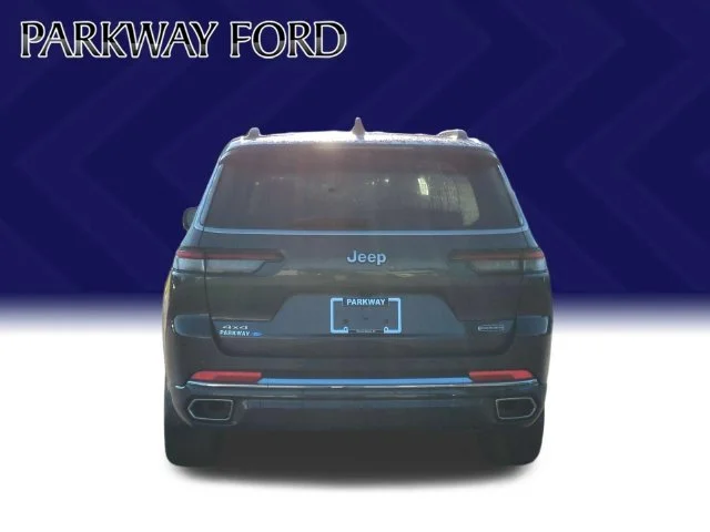 Used 2024 Gray Jeep Overland image 4