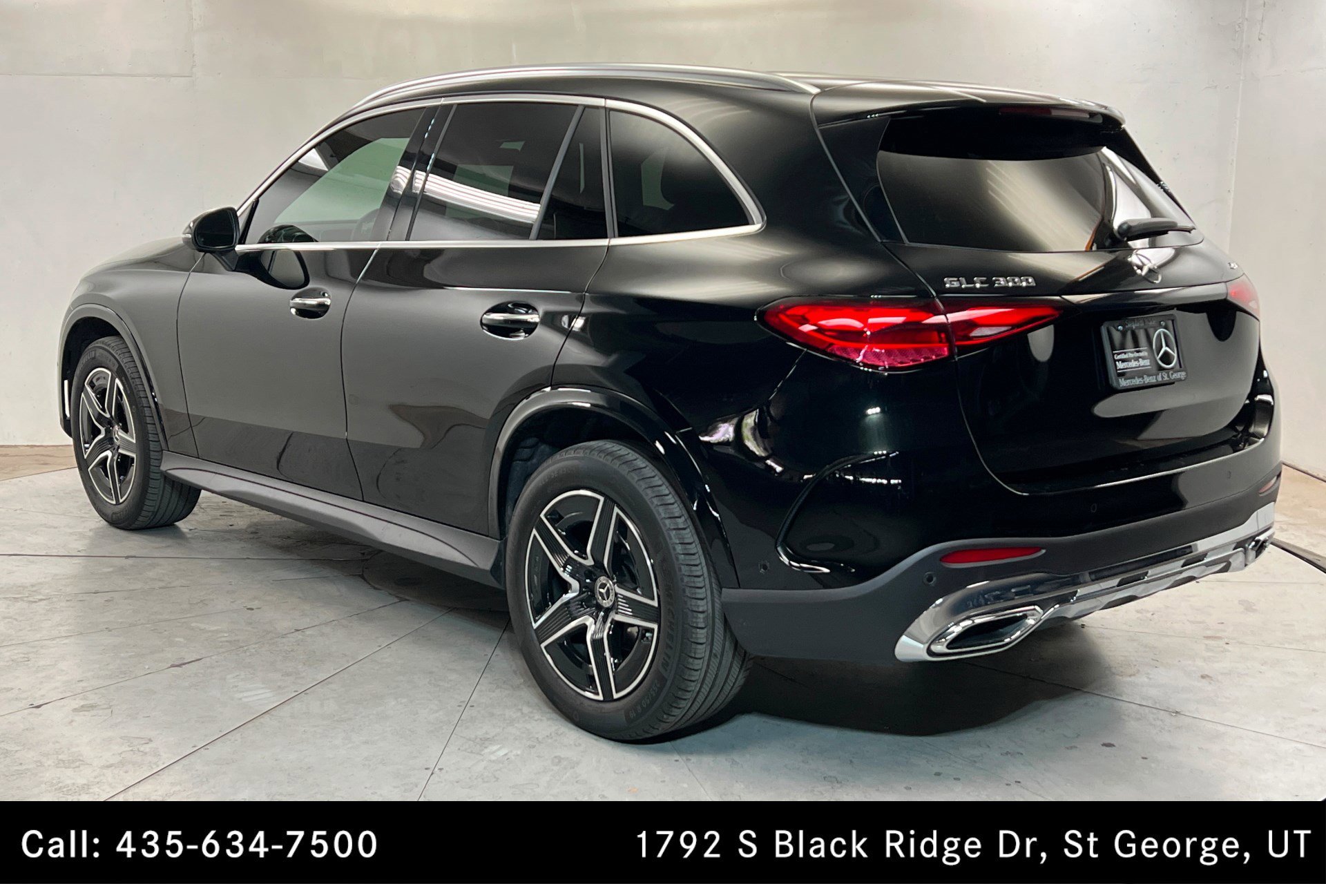 Certified Used 2026 Black Mercedes-Benz GLC 300 image 3
