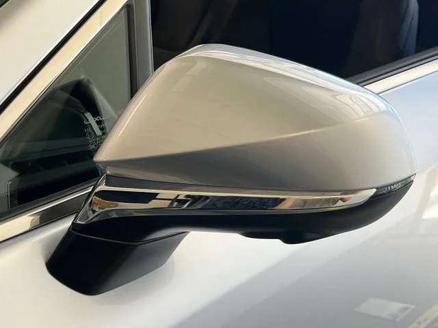 Certified Used 2025 Iridium Lexus 450h+ Luxury image 16