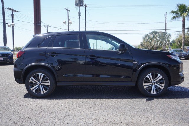 New 2026 Labrador Black Pearl Mitsubishi 2.0 ES image 4