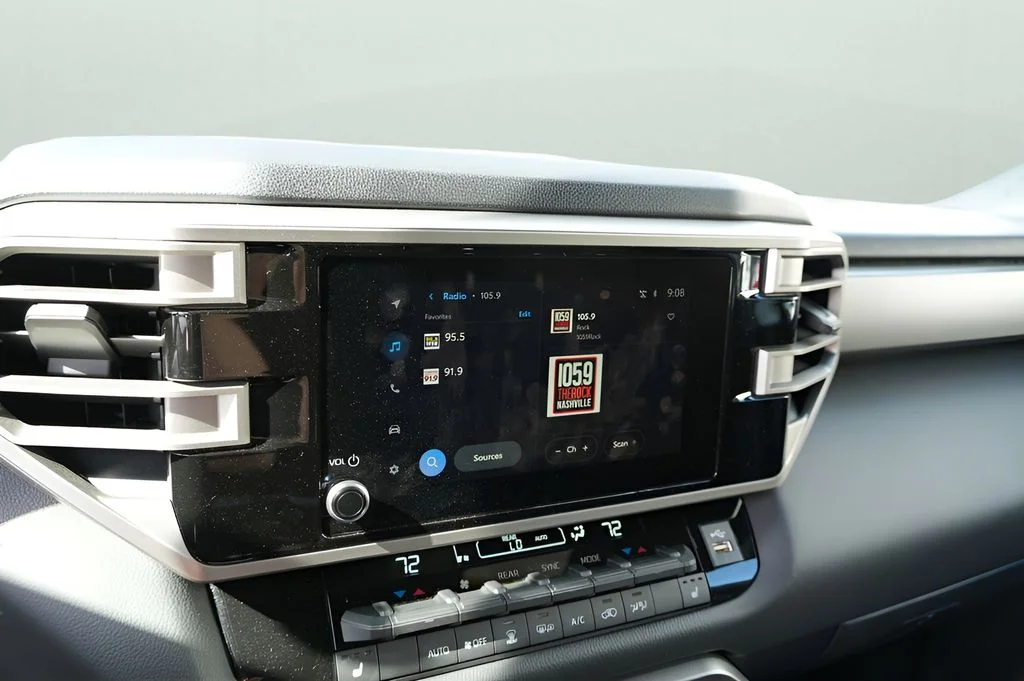 Used 2026 Ice Cap Toyota SR5 image 27