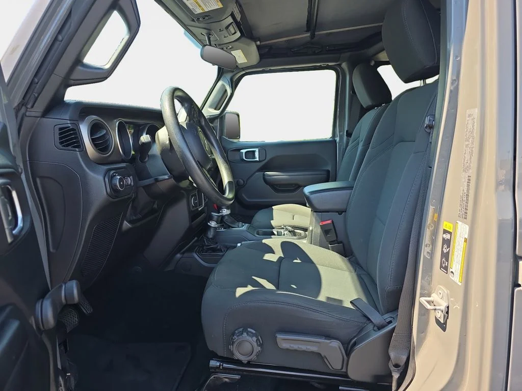 Used 2021 Sting-Gray Clearcoat Jeep Unlimited Sport image 12