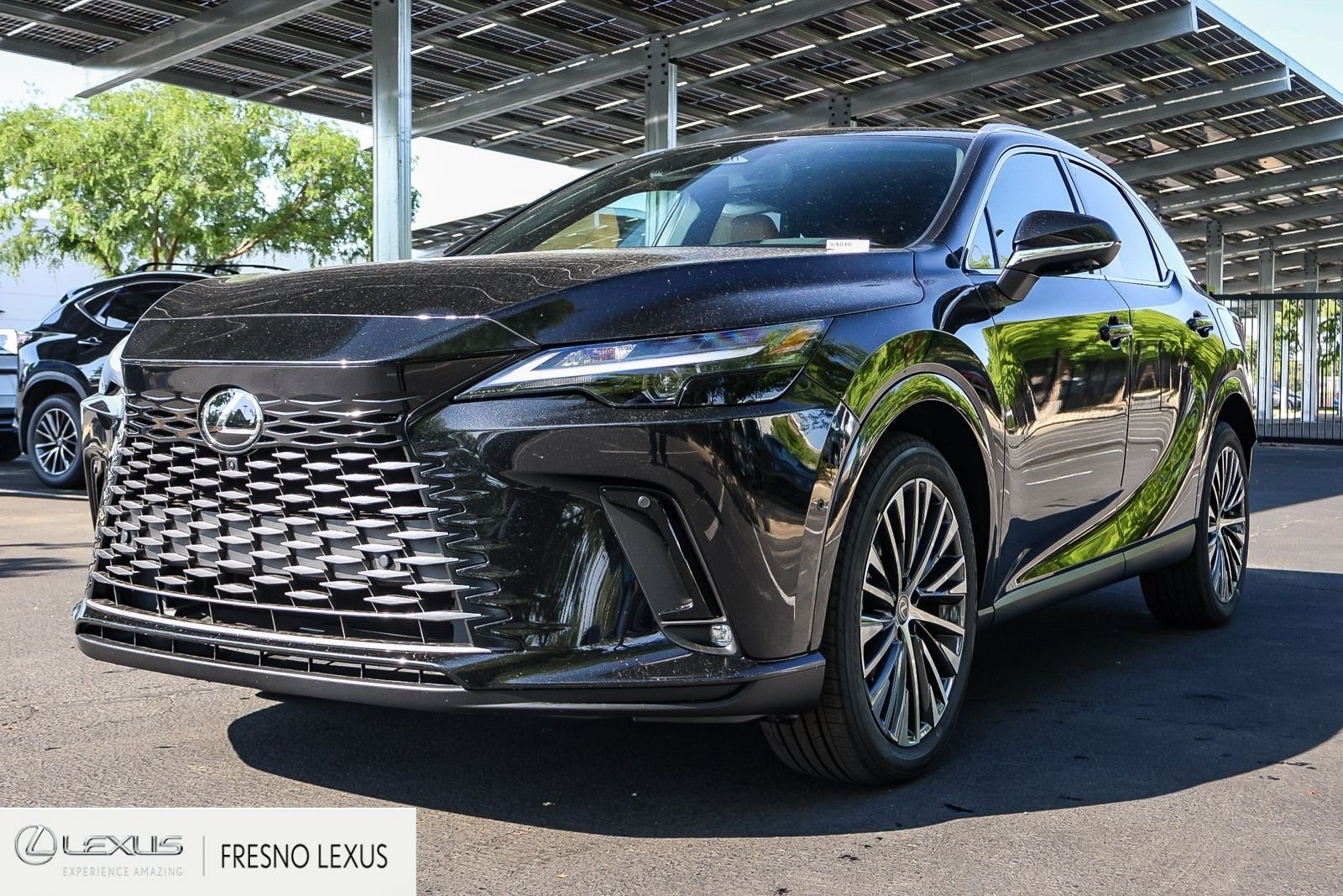 View vehicle photo 3