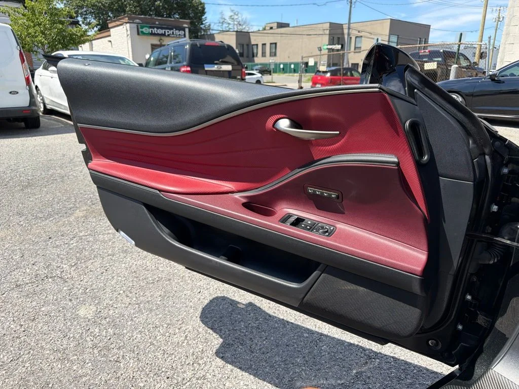 Used 2021 Black Lexus 500 image 15
