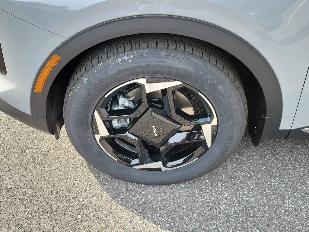 New 2027 Wolf Gray Kia EX image 38