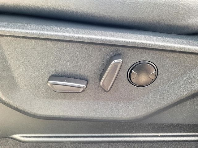 Used 2026 White Ford Lariat image 11