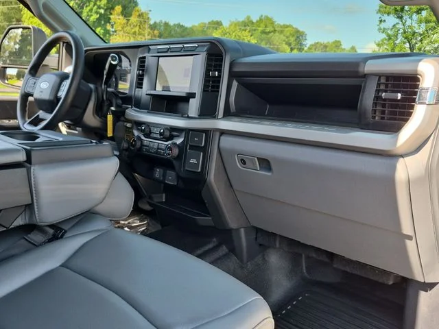 Used 2024 White Ford XL image 35