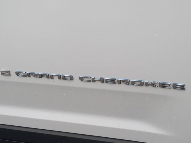 Used 2024 White Jeep 4xe image 13