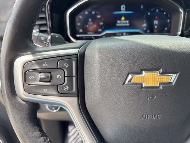 Used 2023 Gray Chevrolet LT image 27
