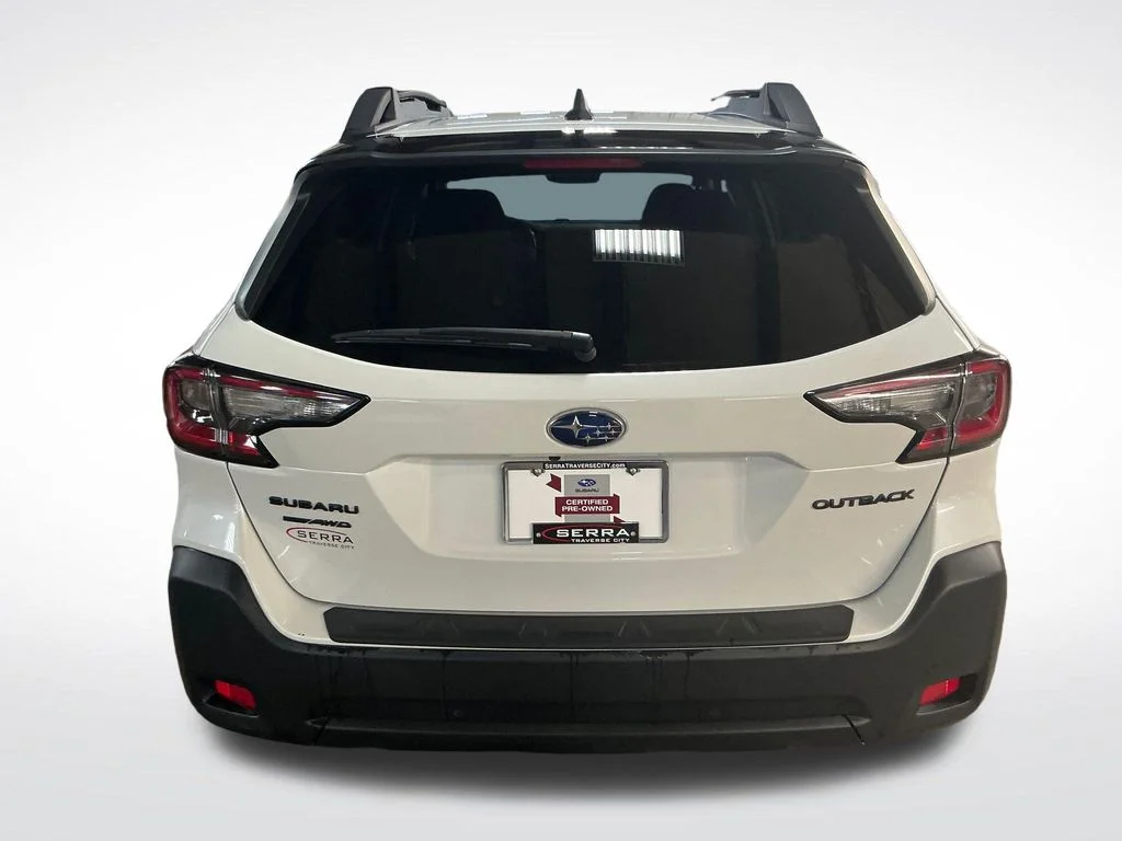 Used 2024 White Subaru Onyx Edition image 5