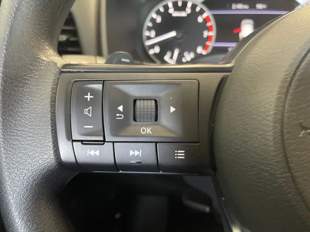Used 2024 White Nissan S image 12