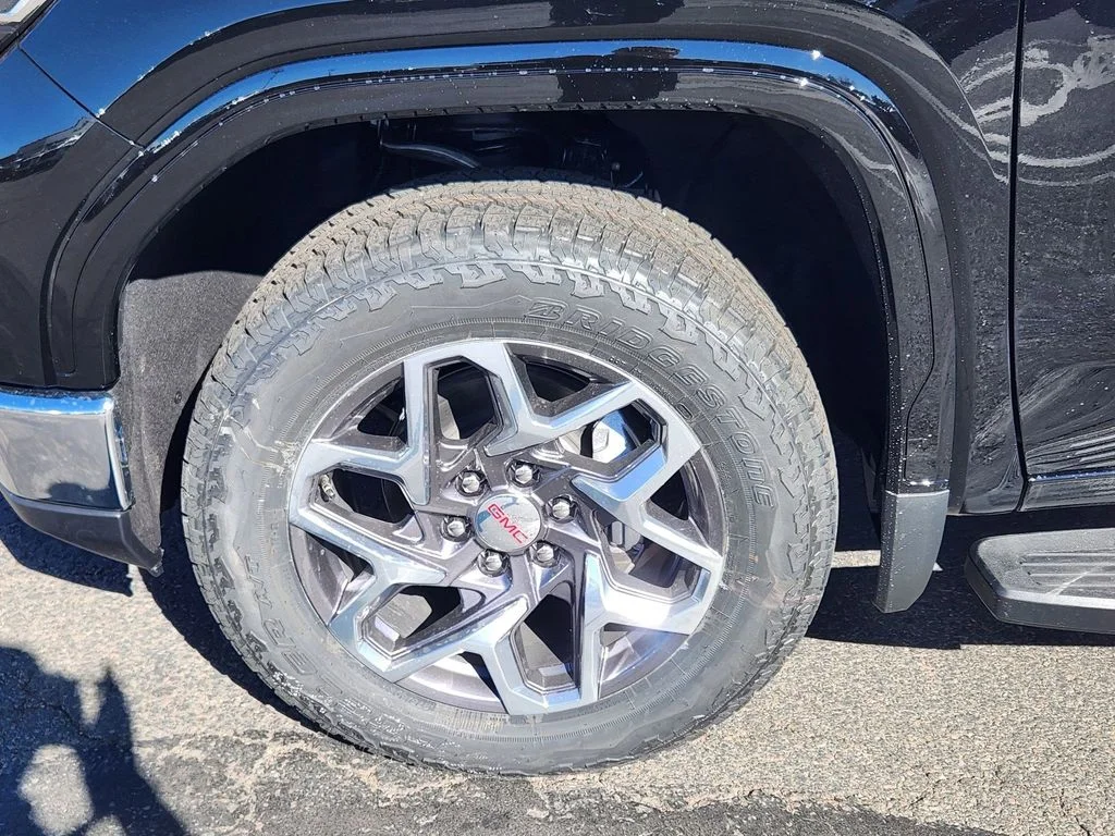 2026 GMC Sierra 1500 SLT - Photo 9