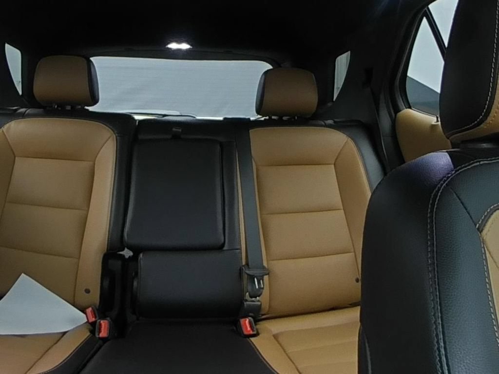 Used 2021 MIDNIGHT BLUE METALLIC Chevrolet Premier image 10