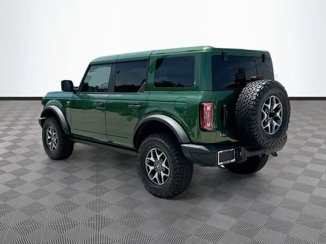 Used 2025 Green Ford Badlands image 7