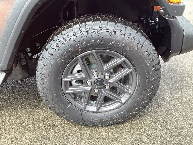 New 2026 Joose Jeep Sport S image 9