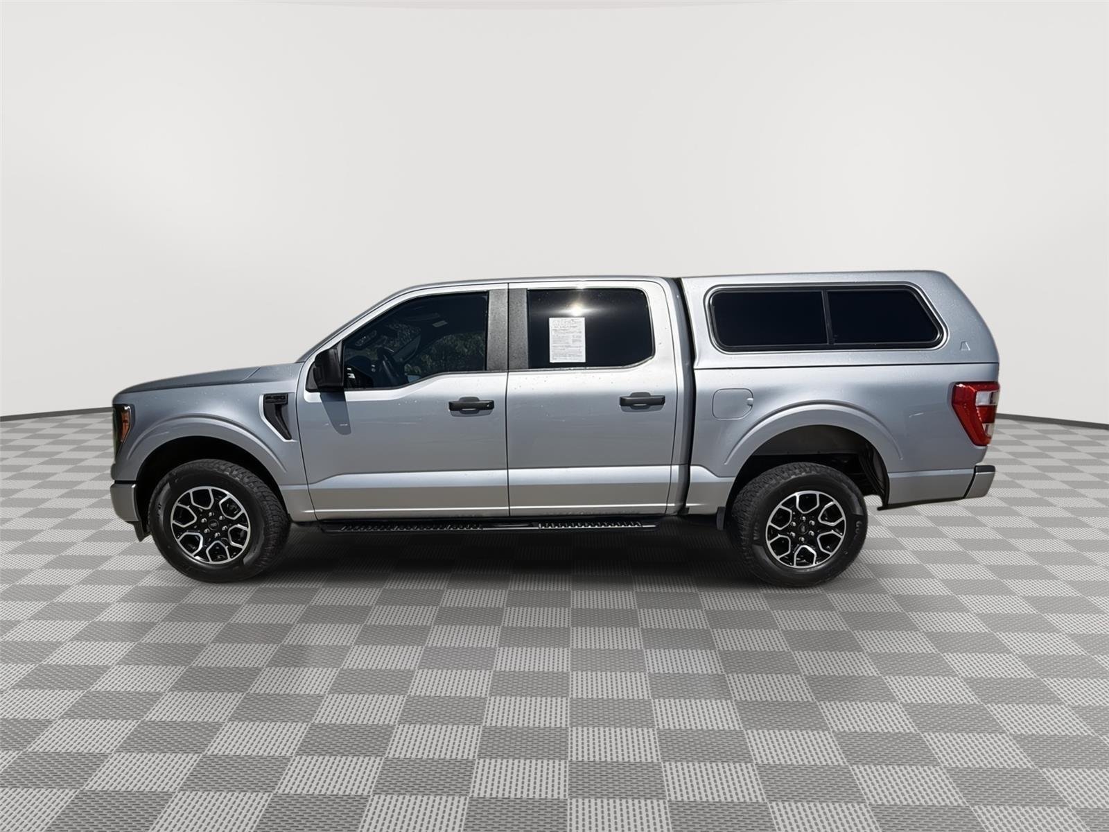 Certified Used 2023 Iconic Silver Ford XL image 4