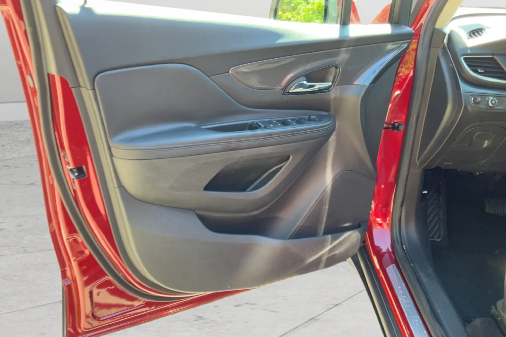 2022 Buick Encore Preferred - Photo 10