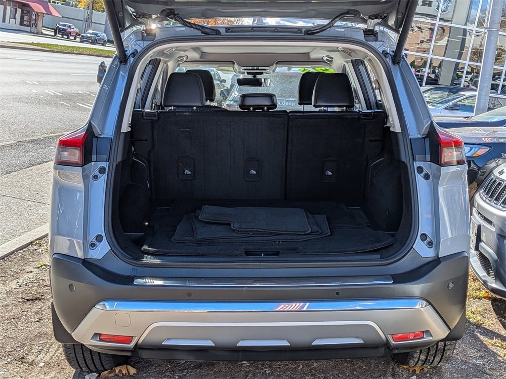 2023 Nissan Rogue Platinum photo 4