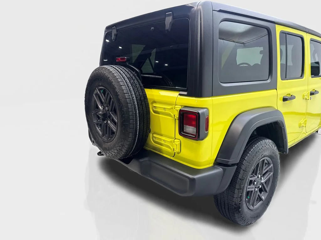 Used 2024 Yellow Jeep Sport S image 18