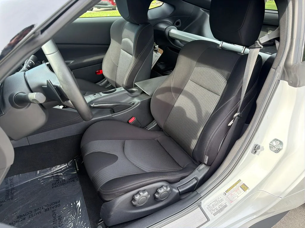 Used 2024 White Nissan Sport image 27