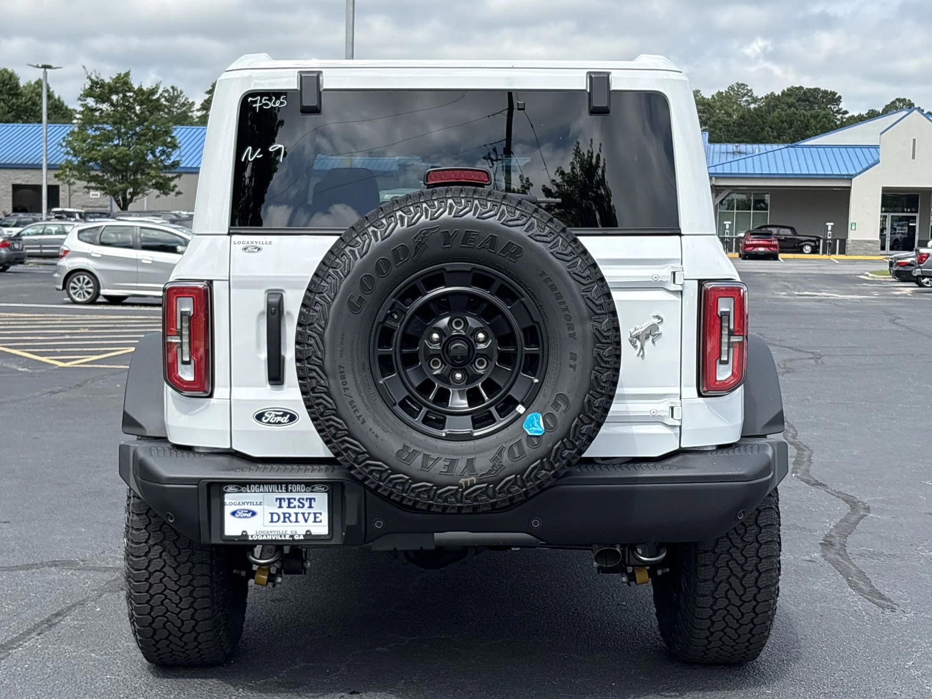 New 2026 Oxford White Ford Badlands® image 21