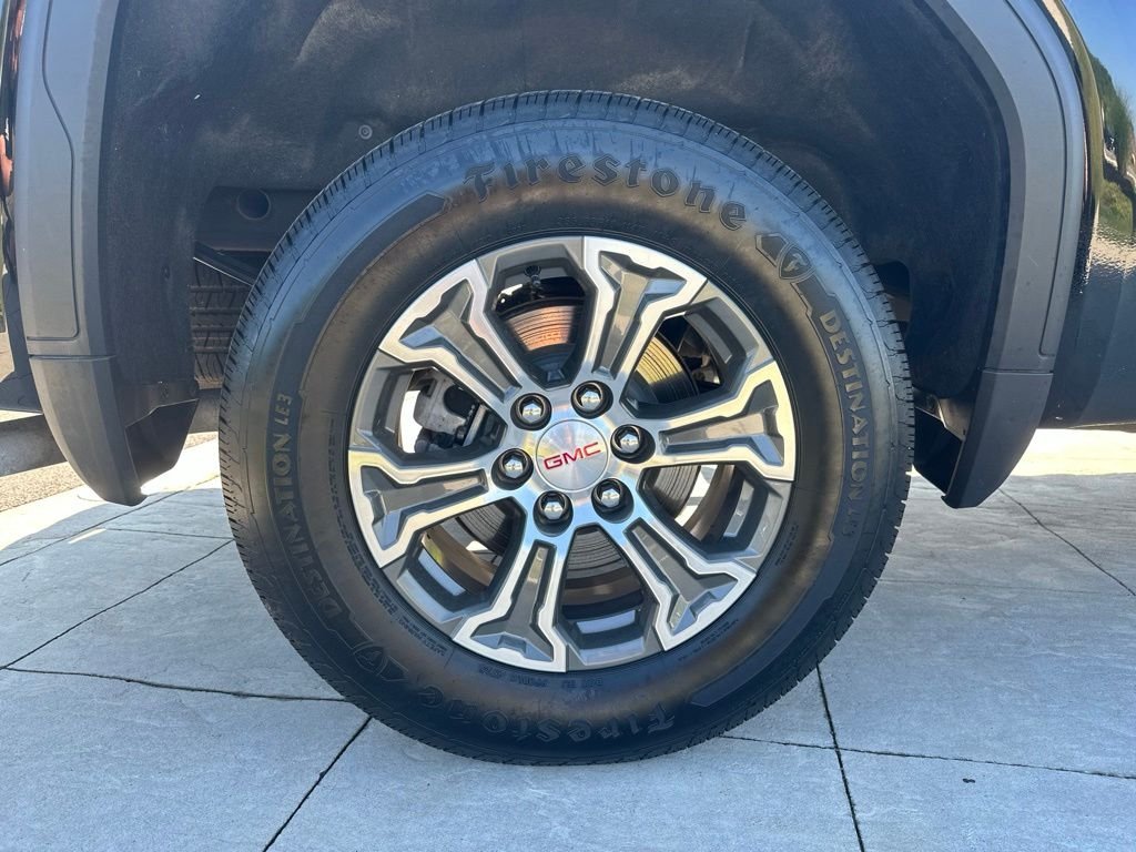 2025 GMC Sierra 1500 SLT - Photo 8