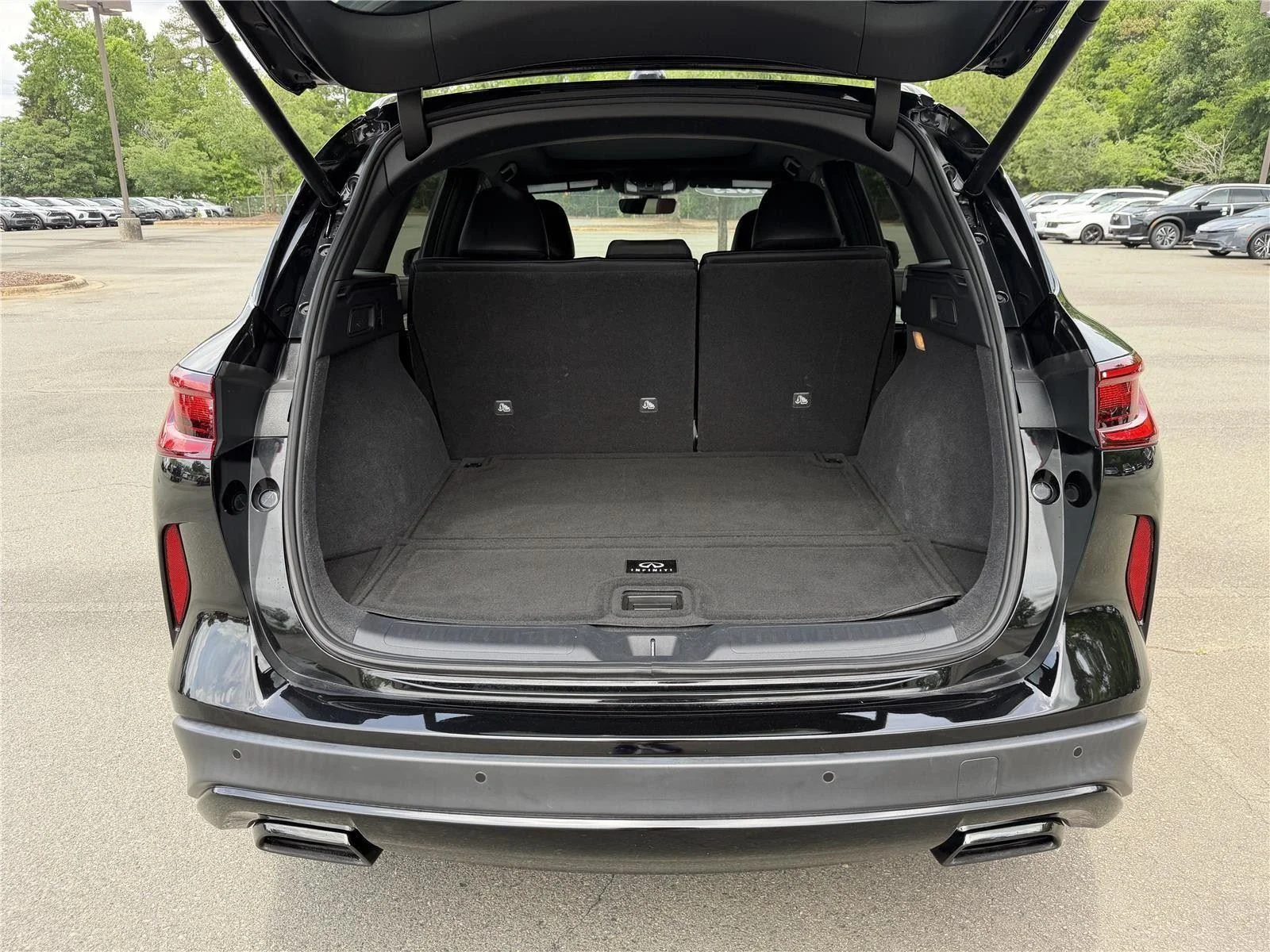 Used 2023 Black Obsidian INFINITI SPORT image 33