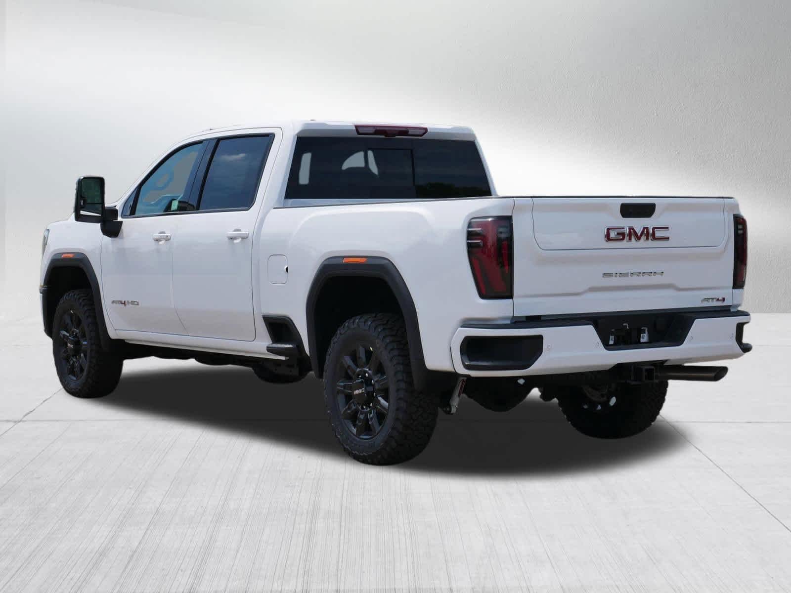 2026 GMC Sierra 2500HD AT4 - Photo 3