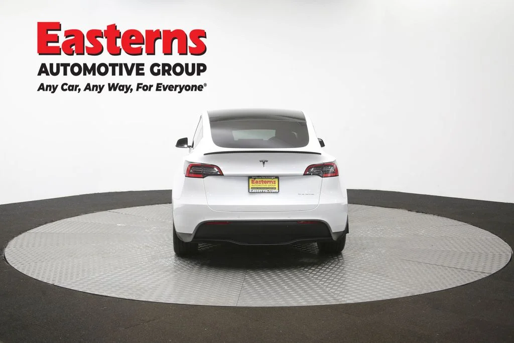 Used 2021 White Tesla Long Range image 33