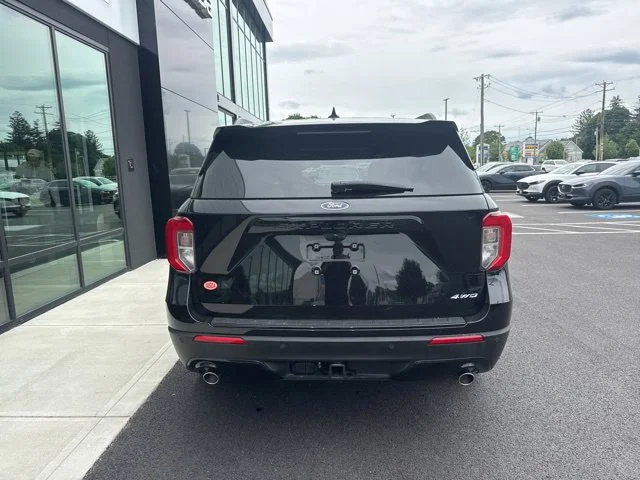 Used 2022 Black Ford ST-Line image 4