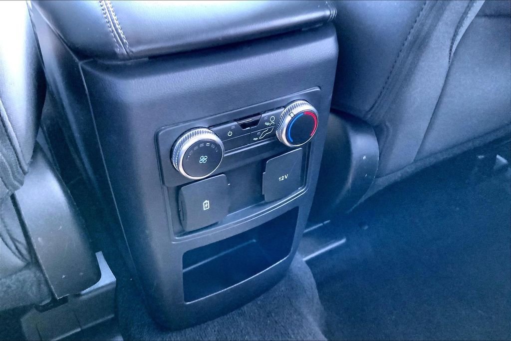 Used 2021 Blue Ford XLT image 10