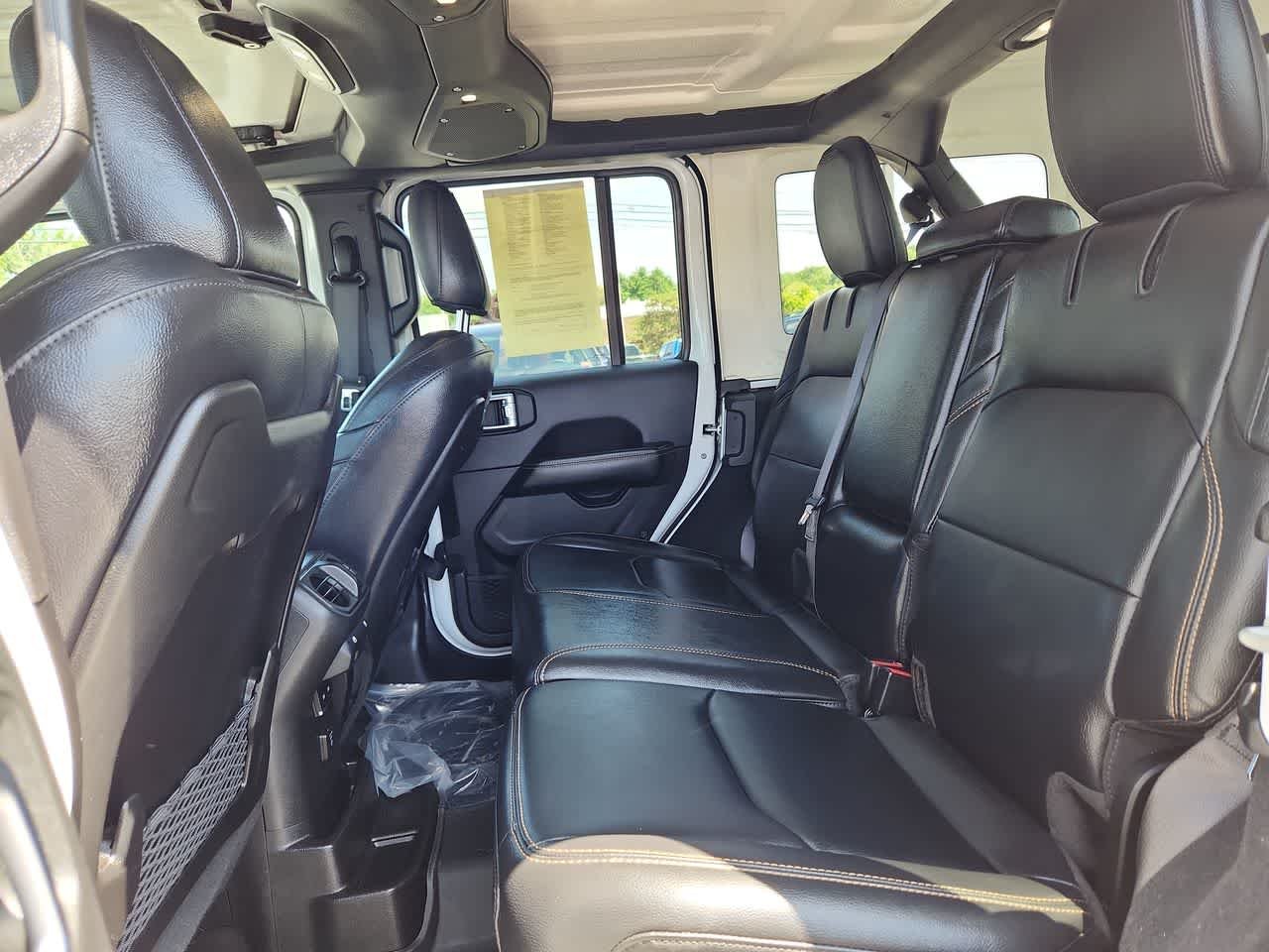 Used 2024 Bright White Clearcoat Jeep Sahara image 14