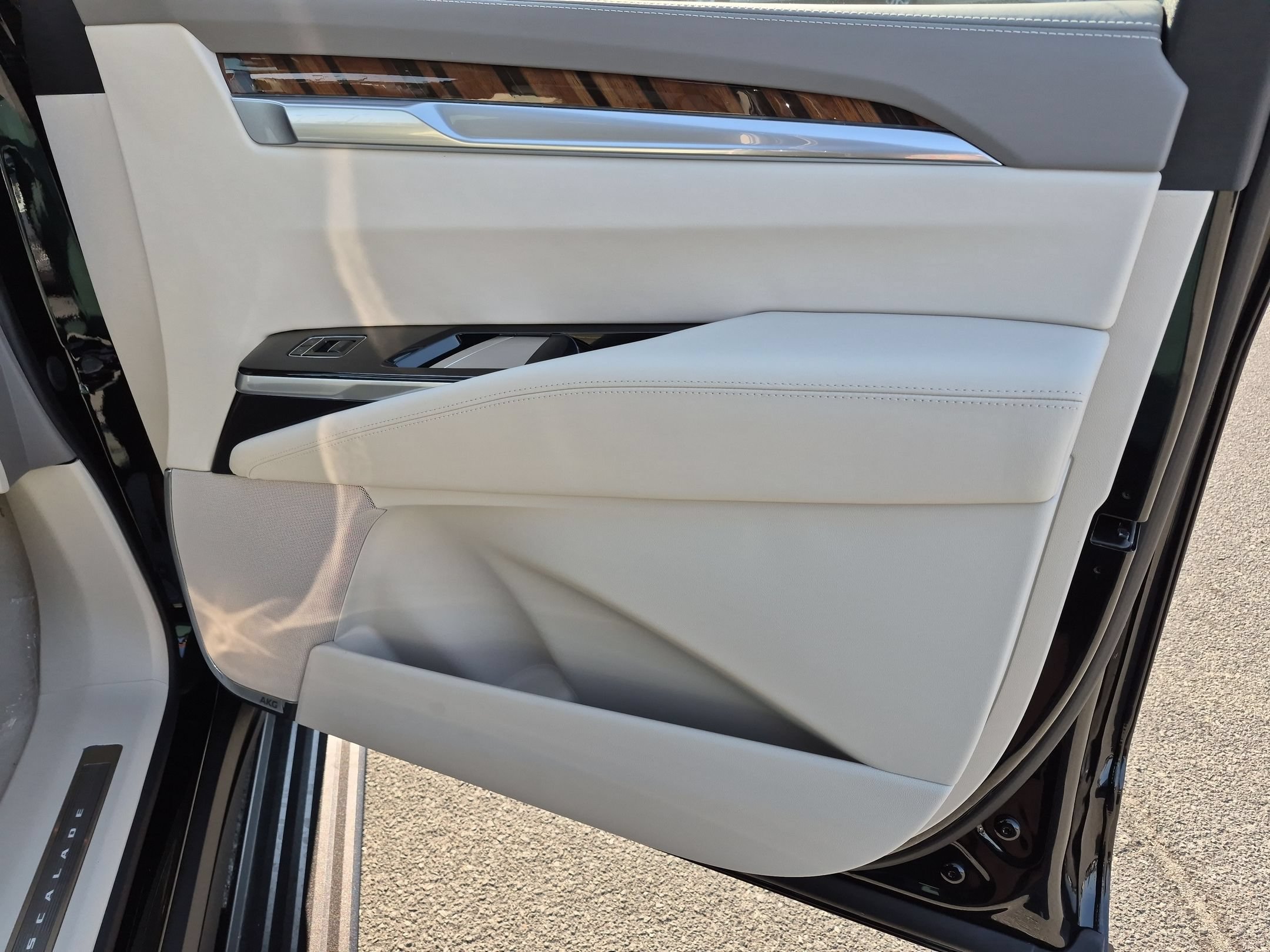 2026 Cadillac Escalade Platinum Sport - Photo 36