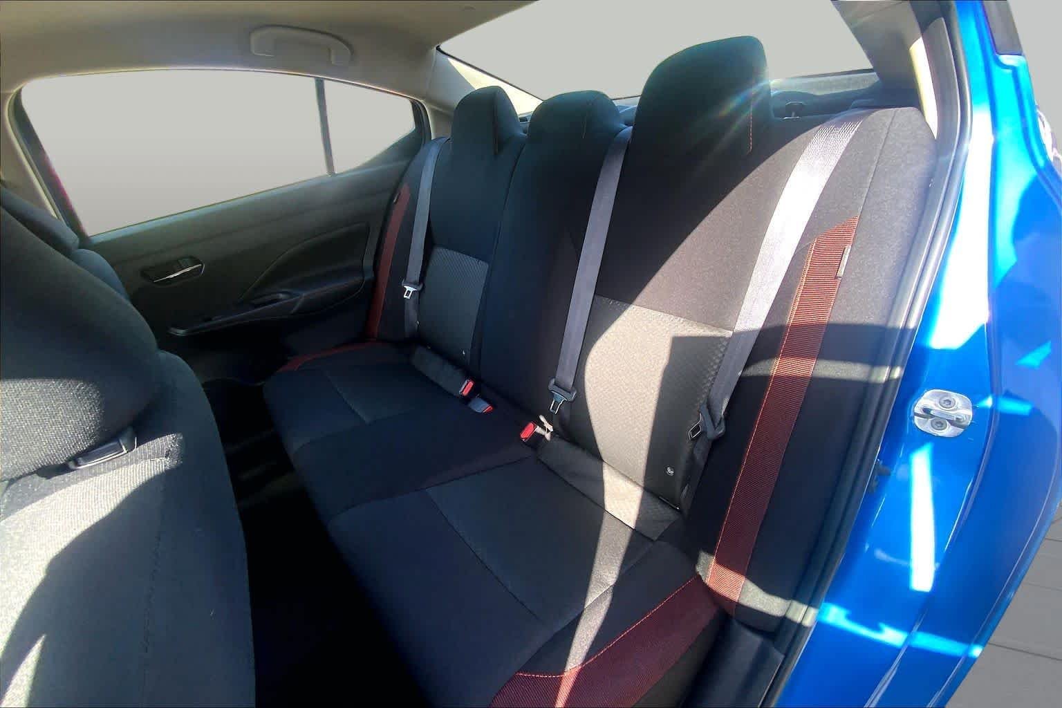 Used 2024 Electric Blue Metallic Nissan SR image 18