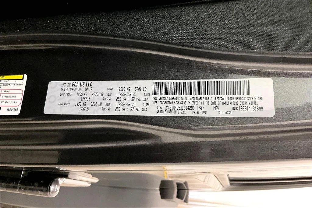 Used 2018 Gray Jeep Unlimited Rubicon image 19