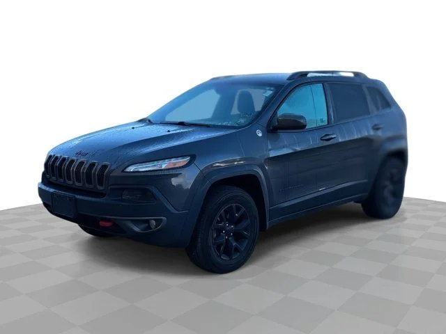 Used 2016 Gray Jeep Trailhawk image 1
